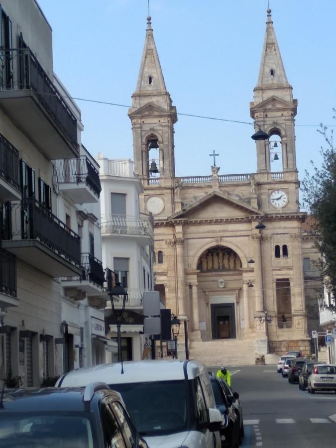 Апартаменти Soggiornare In Centro Альберобелло Екстер'єр фото